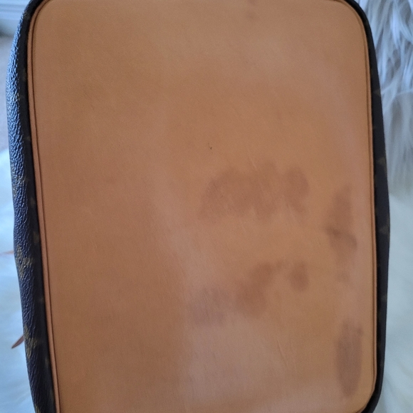 Authentic Louis Vuitton Petite Noe - Picture 3 of 11